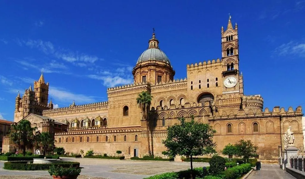 Loggiato Palazzo San Matteo Apartment Palermo