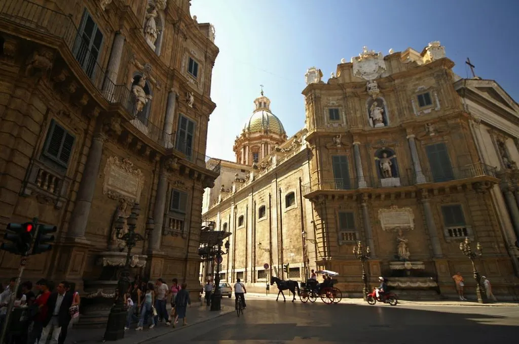 Апартаменты Loggiato Palazzo San Matteo Палермо Италия