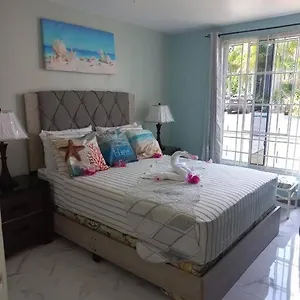 https://sea-castles-la-vue.greaterantilleshotels.net
